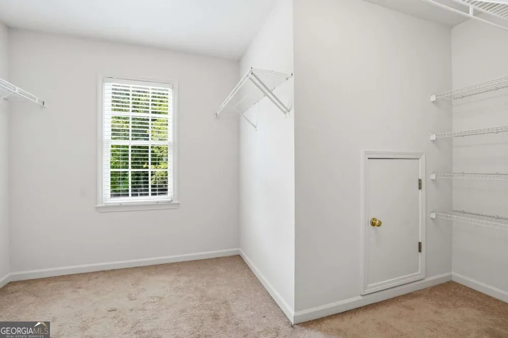 4025 Eyrie Farms LN Cumming, GA 30041
