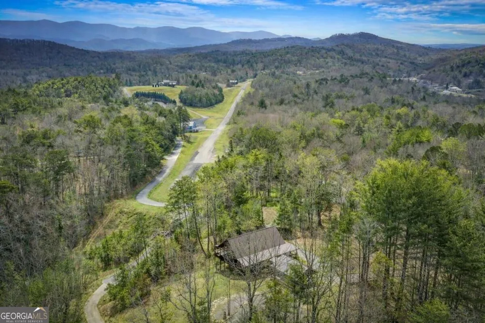 259 Red Bush School RD Blue Ridge, GA 30513