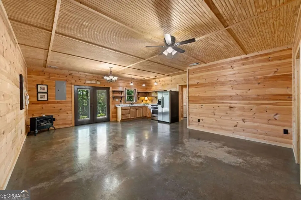 259 Red Bush School RD Blue Ridge, GA 30513