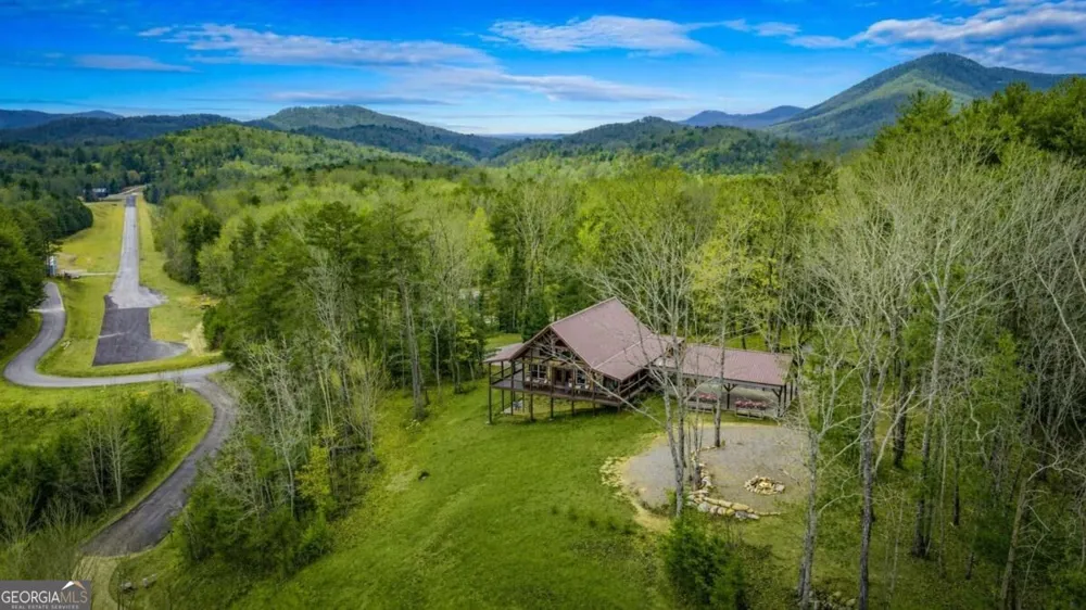 259 Red Bush School RD Blue Ridge, GA 30513