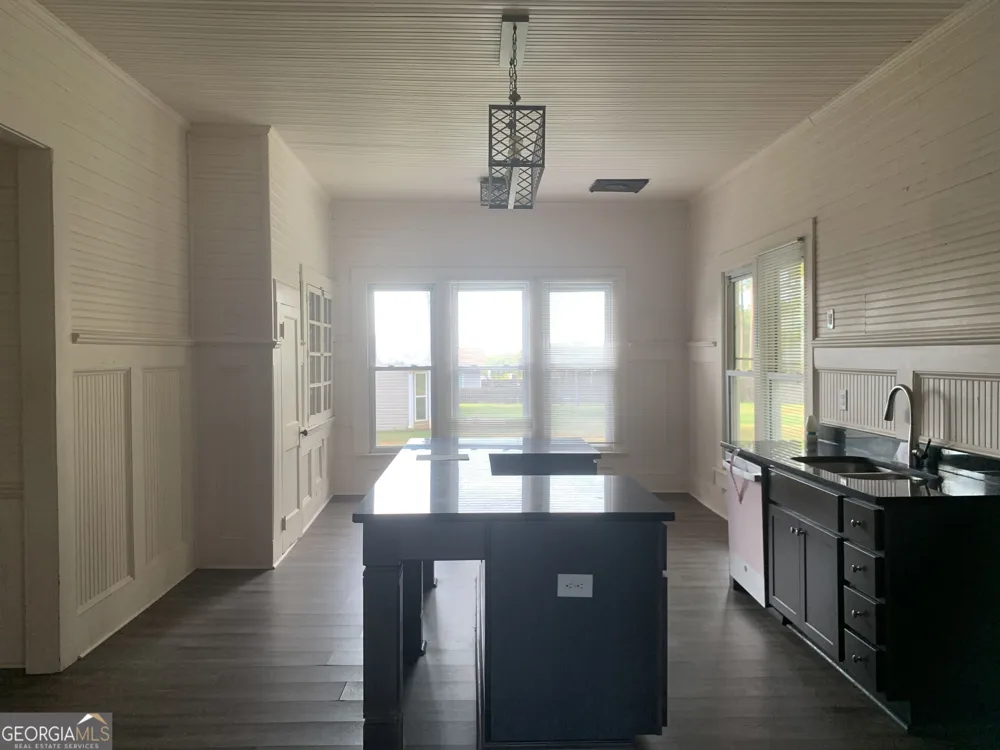 2928 Mt Hebron RD Hartwell, GA 30643