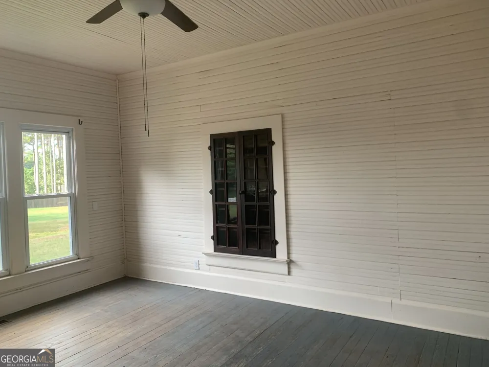 2928 Mt Hebron RD Hartwell, GA 30643