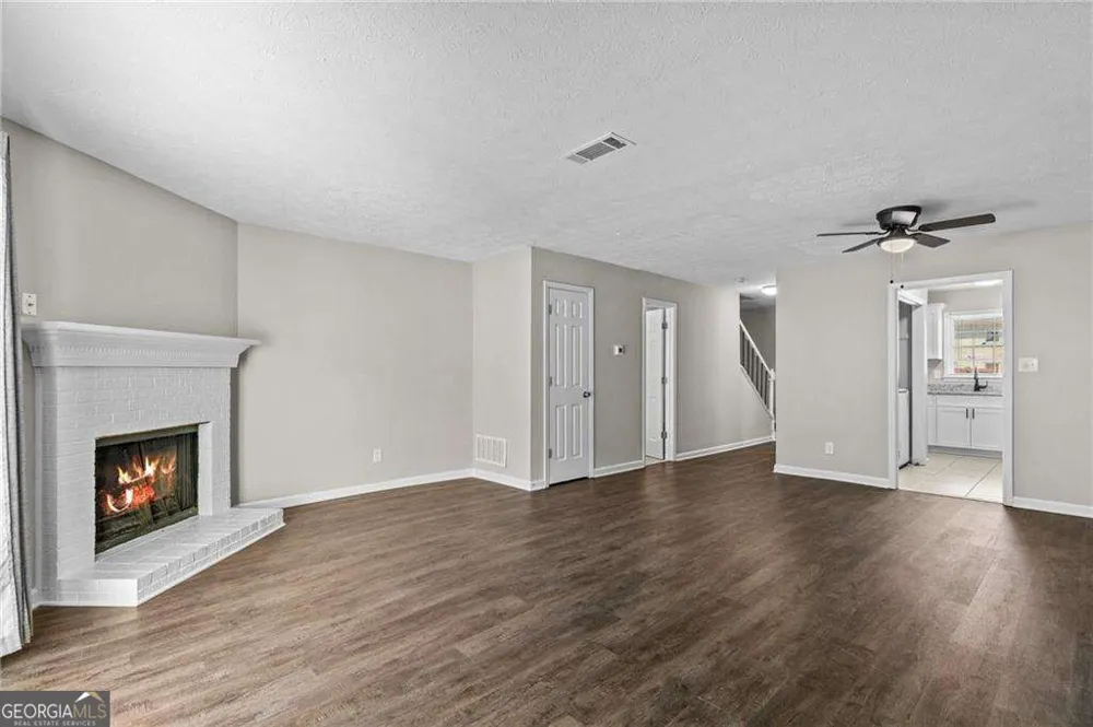 2828 Webb Bridge RD Alpharetta, GA 30009