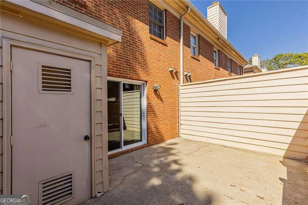 2828 Webb Bridge RD Alpharetta, GA 30009