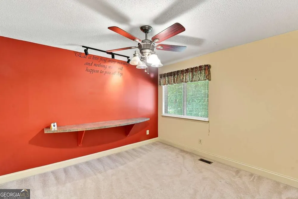 6906 Springwood DR Douglasville, GA 30135