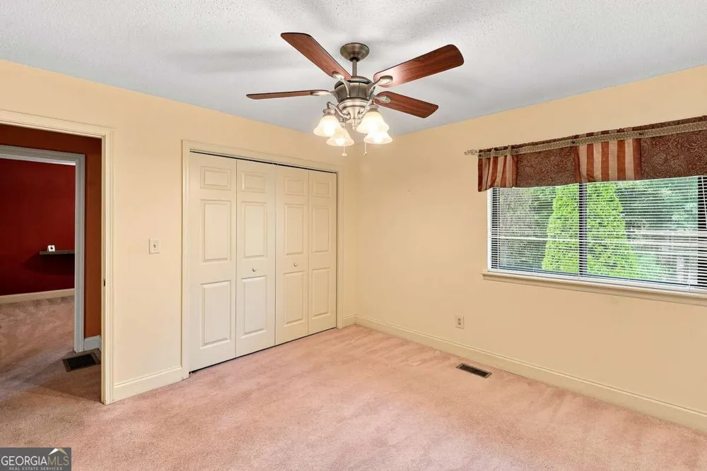 6906 Springwood DR Douglasville, GA 30135