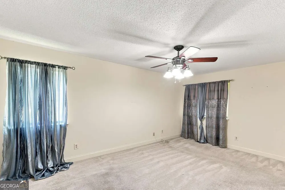 6906 Springwood DR Douglasville, GA 30135