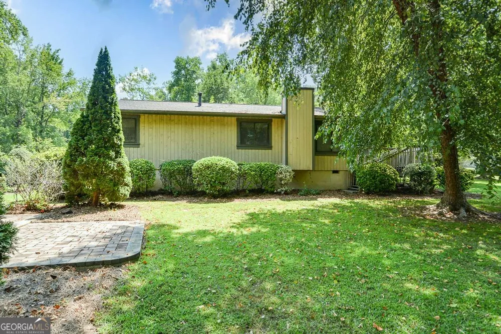 6906 Springwood DR Douglasville, GA 30135