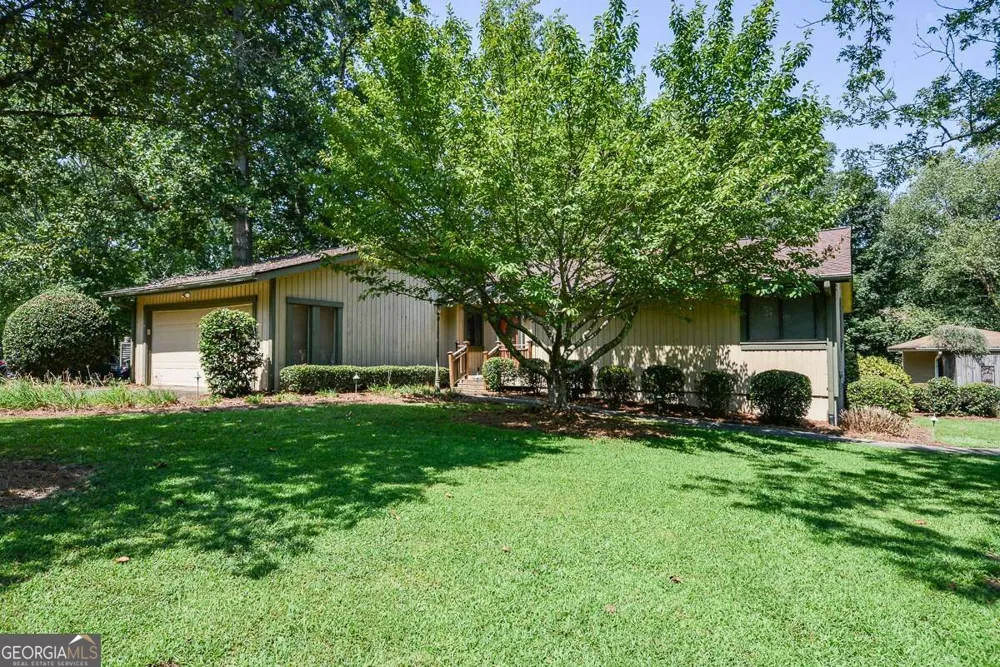 6906 Springwood DR Douglasville, GA 30135