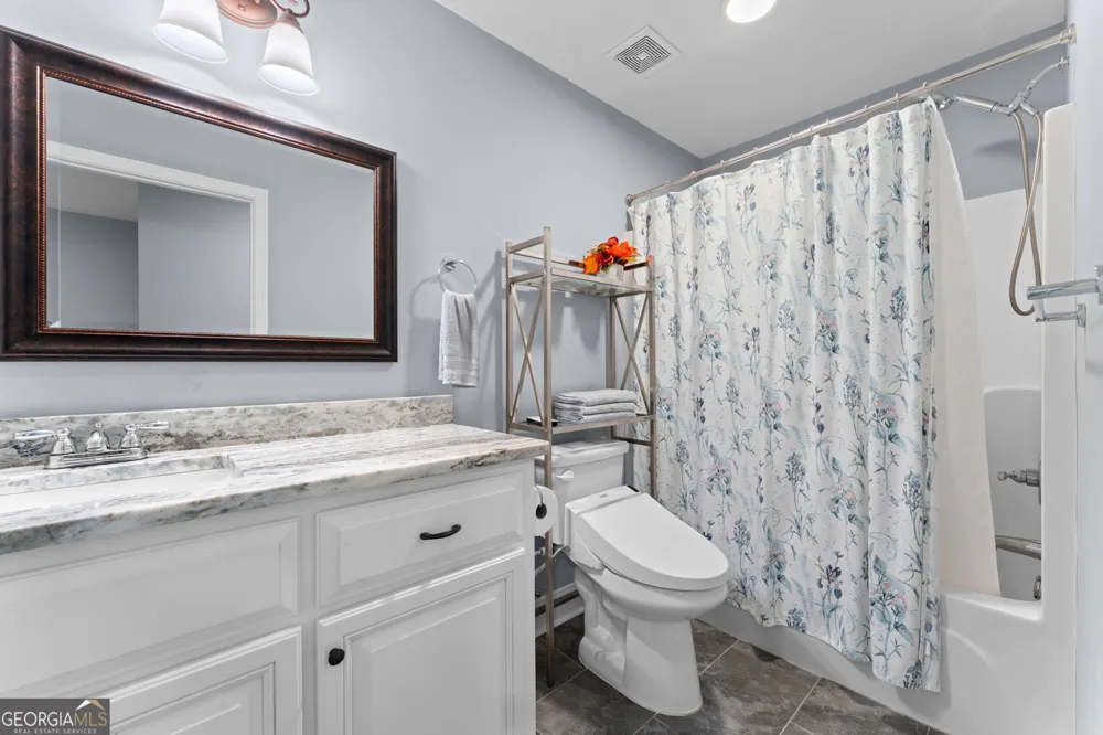 137 Shady Oak DR Perry, GA 31069