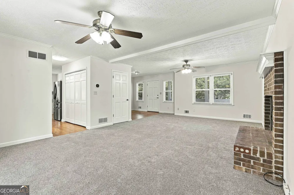 185 Clearbrook WAY Fayetteville, GA 30215