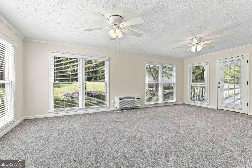 185 Clearbrook WAY Fayetteville, GA 30215