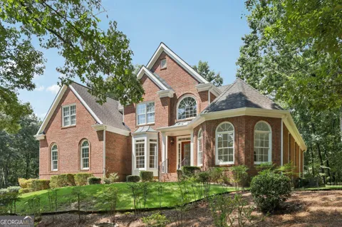 1390 Rogers Mill LN