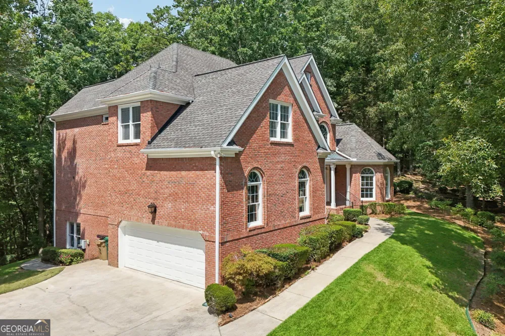 1390 Rogers Mill LN Cumming, GA 30041