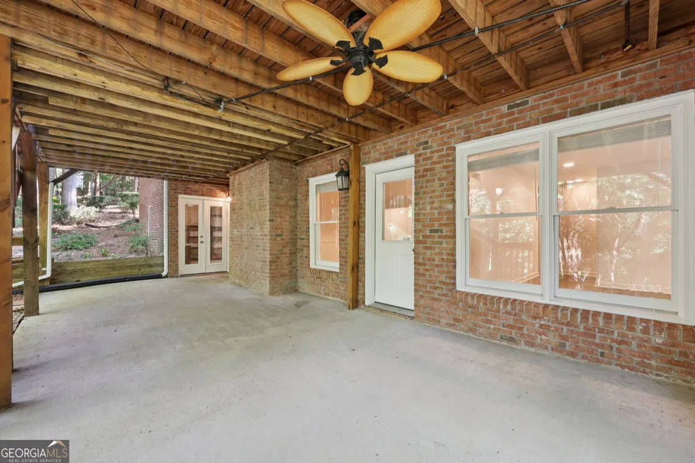 1390 Rogers Mill LN Cumming, GA 30041