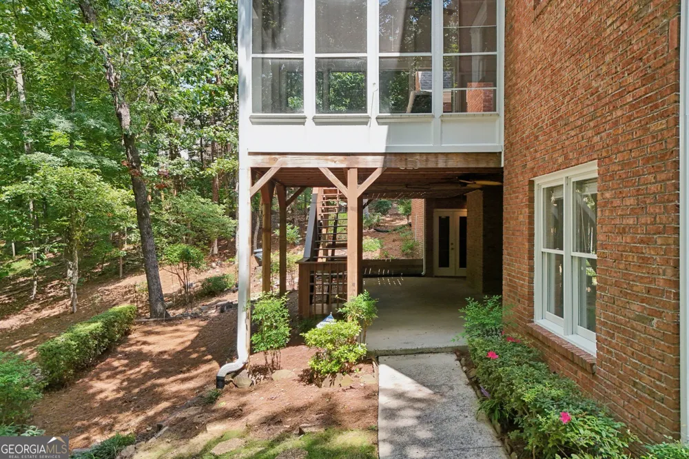 1390 Rogers Mill LN Cumming, GA 30041