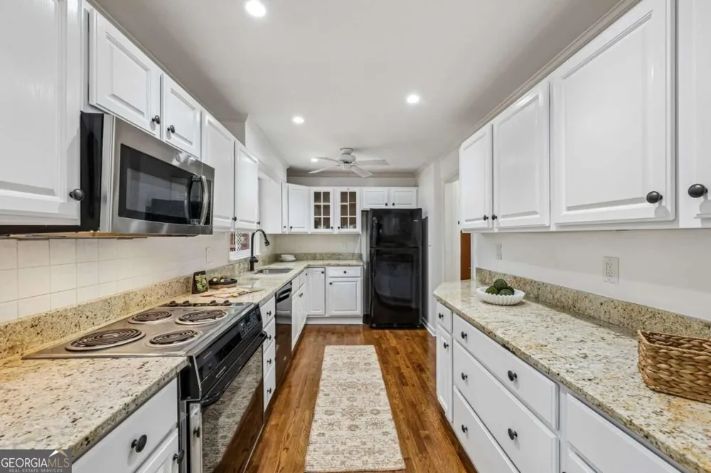 3324 Henderson Creek RD Atlanta, GA 30341