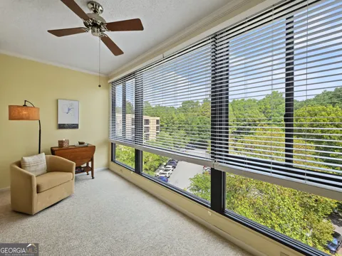 1800 Clairmont Lk