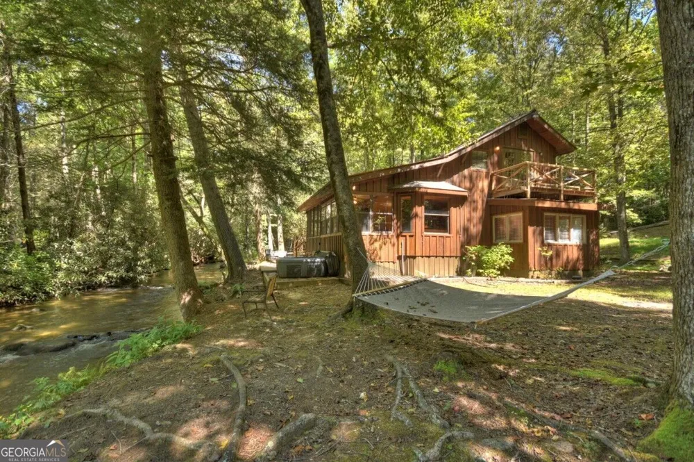 5757 Old Bucktown RD Ellijay, GA 30536