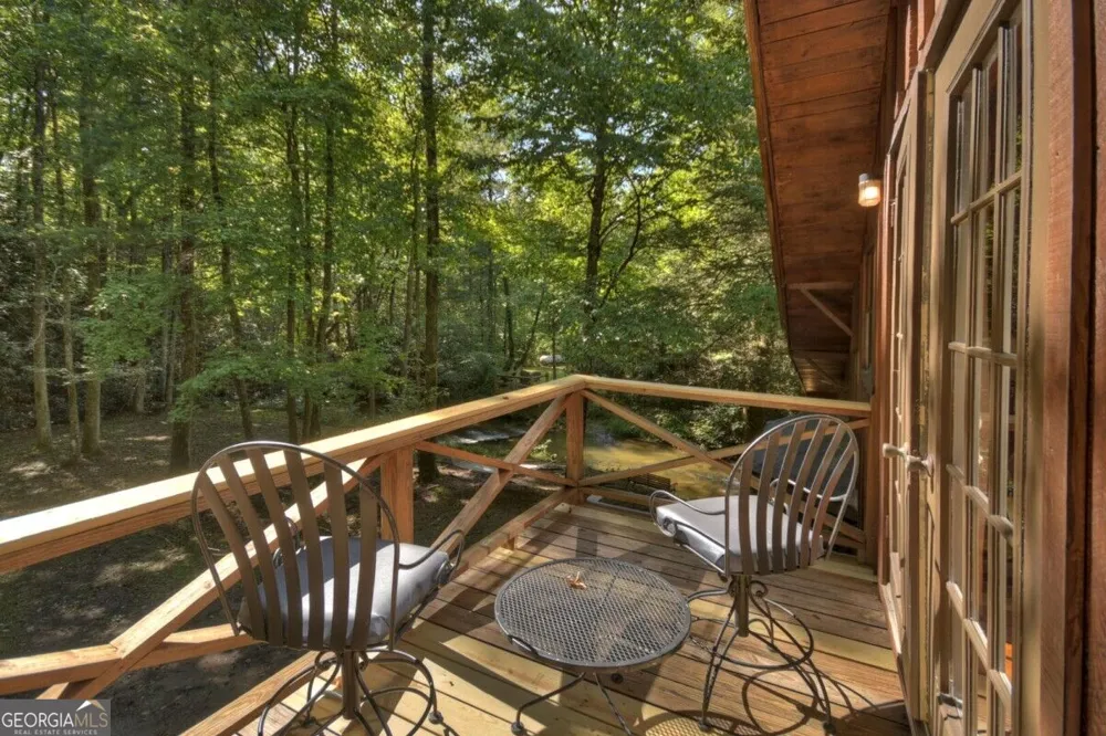 5757 Old Bucktown RD Ellijay, GA 30536