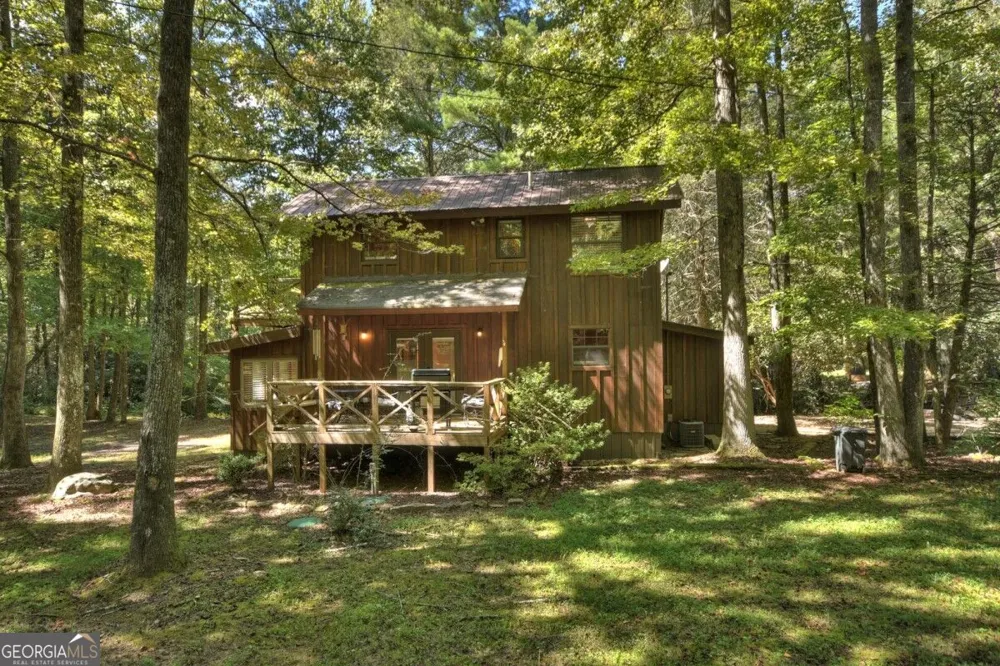 5757 Old Bucktown RD Ellijay, GA 30536