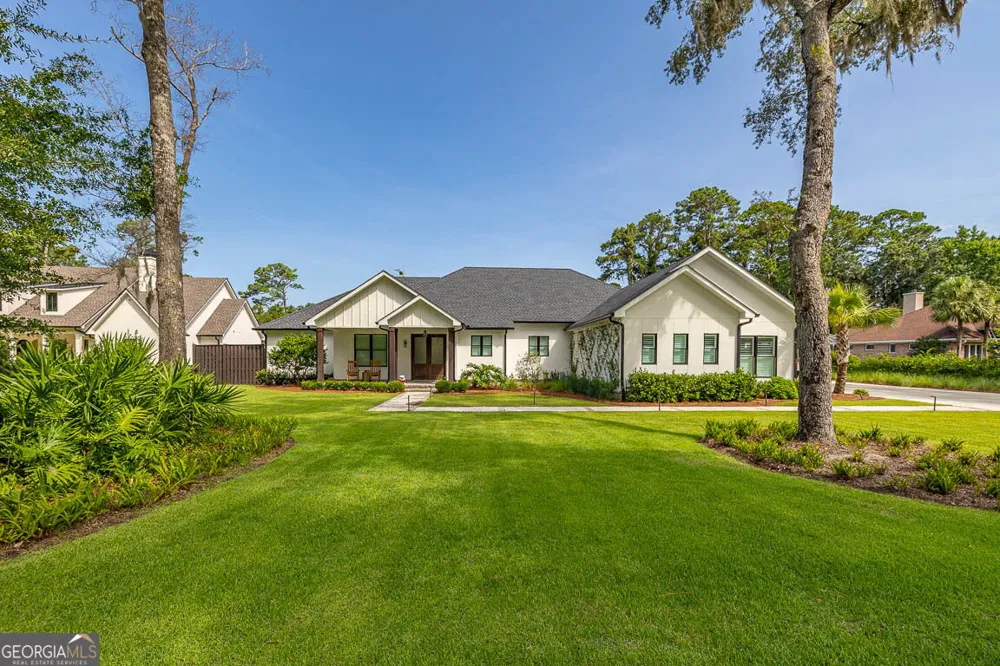 147 Butler Lake DR St. Simons, GA 31522