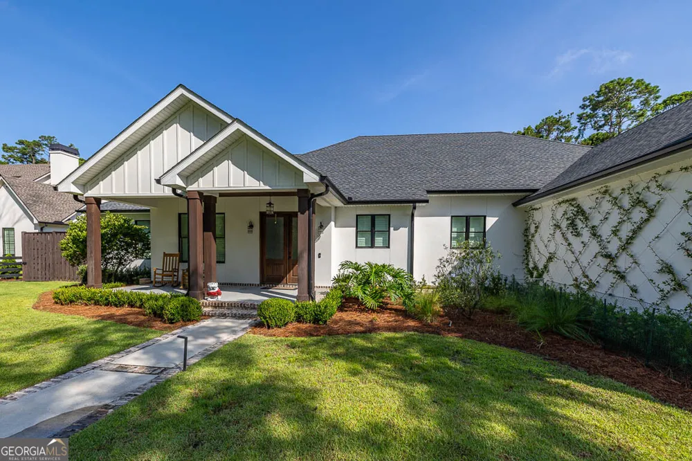 147 Butler Lake DR St. Simons, GA 31522