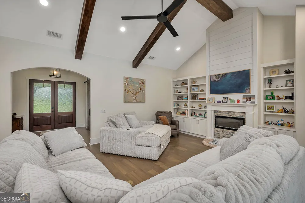147 Butler Lake DR St. Simons, GA 31522