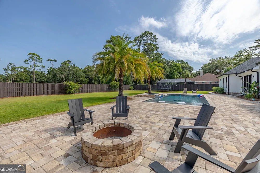 147 Butler Lake DR St. Simons, GA 31522