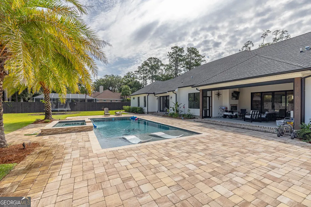 147 Butler Lake DR St. Simons, GA 31522