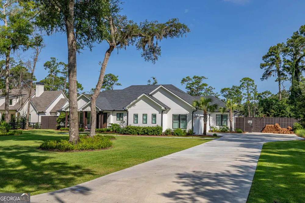 147 Butler Lake DR St. Simons, GA 31522