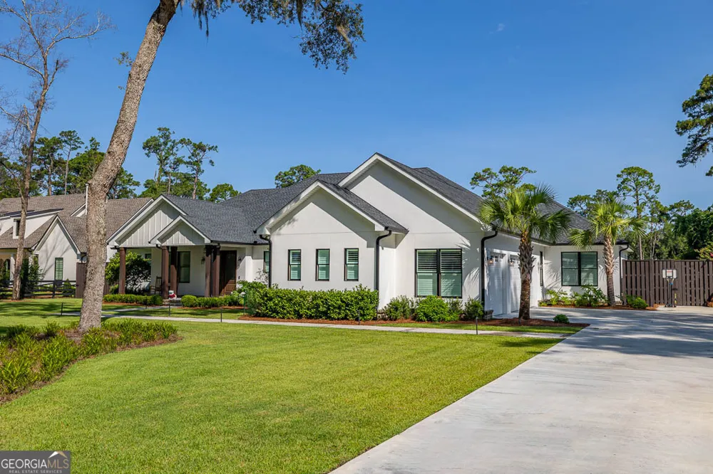 147 Butler Lake DR St. Simons, GA 31522