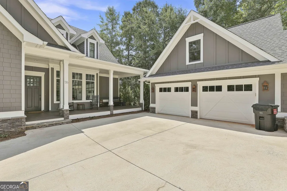 55 Paddleboat LN Newnan, GA 30263