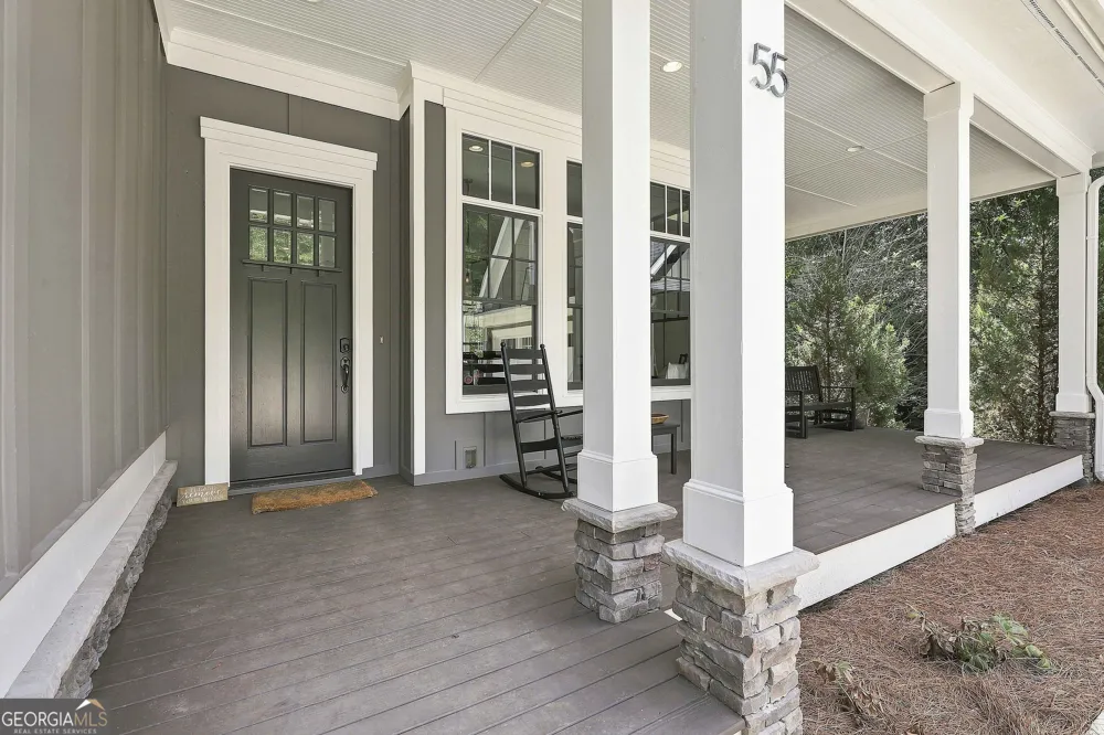 55 Paddleboat LN Newnan, GA 30263