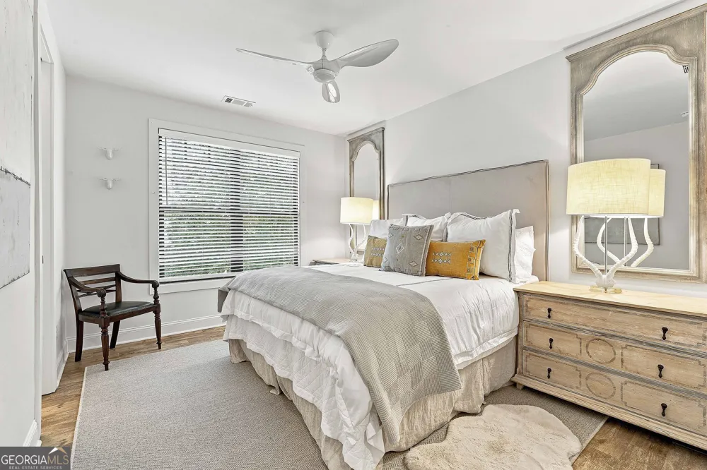 55 Paddleboat LN Newnan, GA 30263