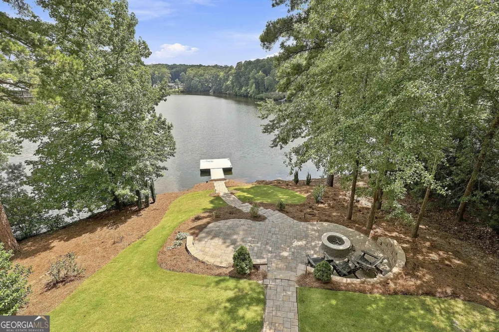 55 Paddleboat LN Newnan, GA 30263