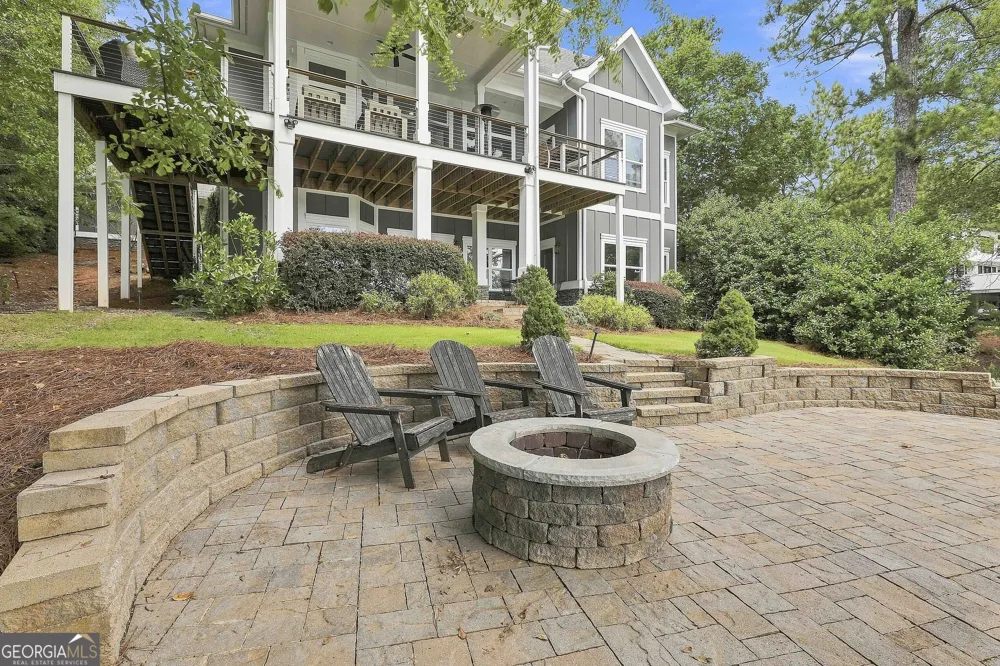 55 Paddleboat LN Newnan, GA 30263