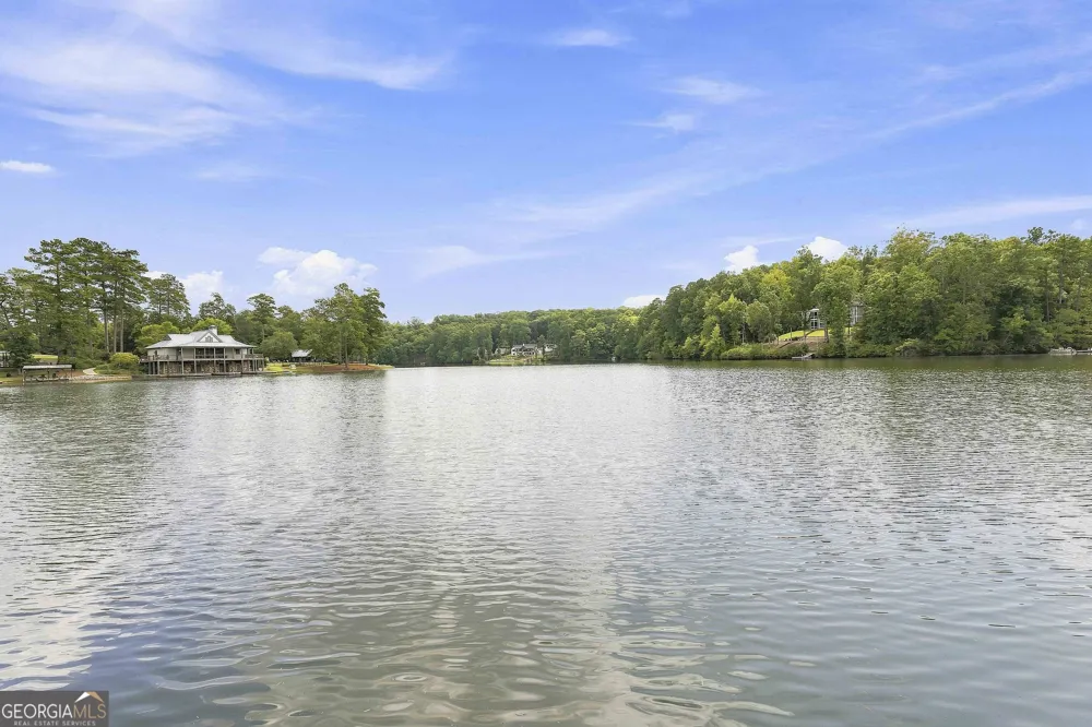 55 Paddleboat LN Newnan, GA 30263