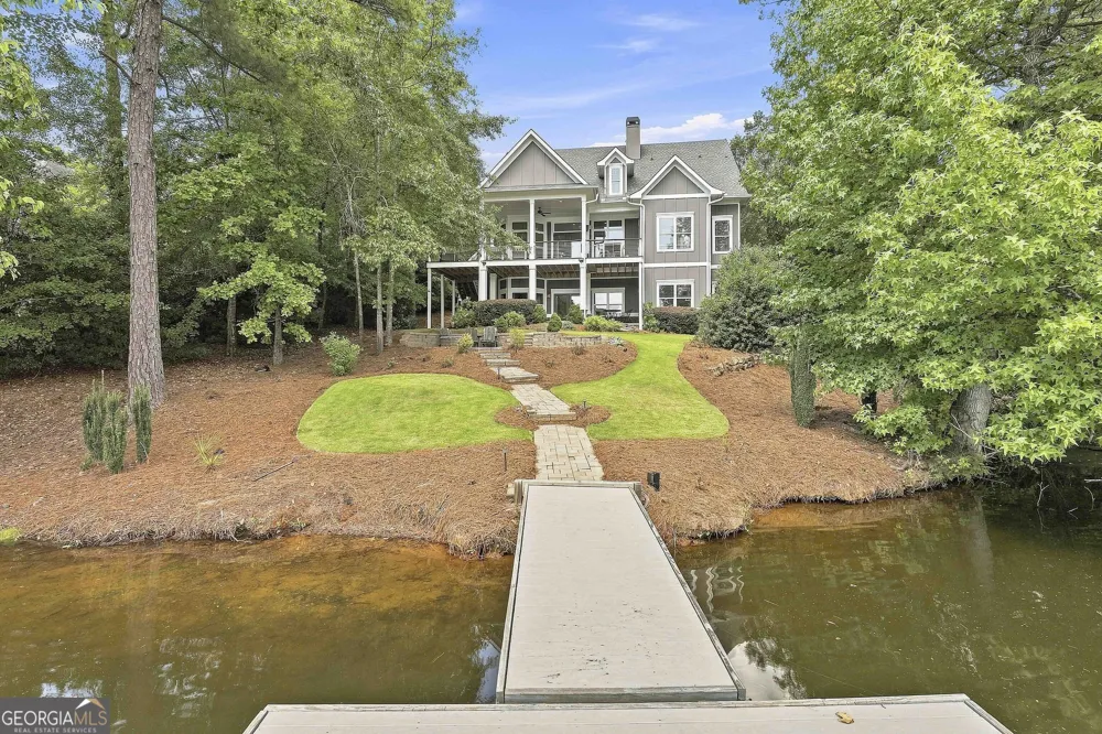 55 Paddleboat LN Newnan, GA 30263
