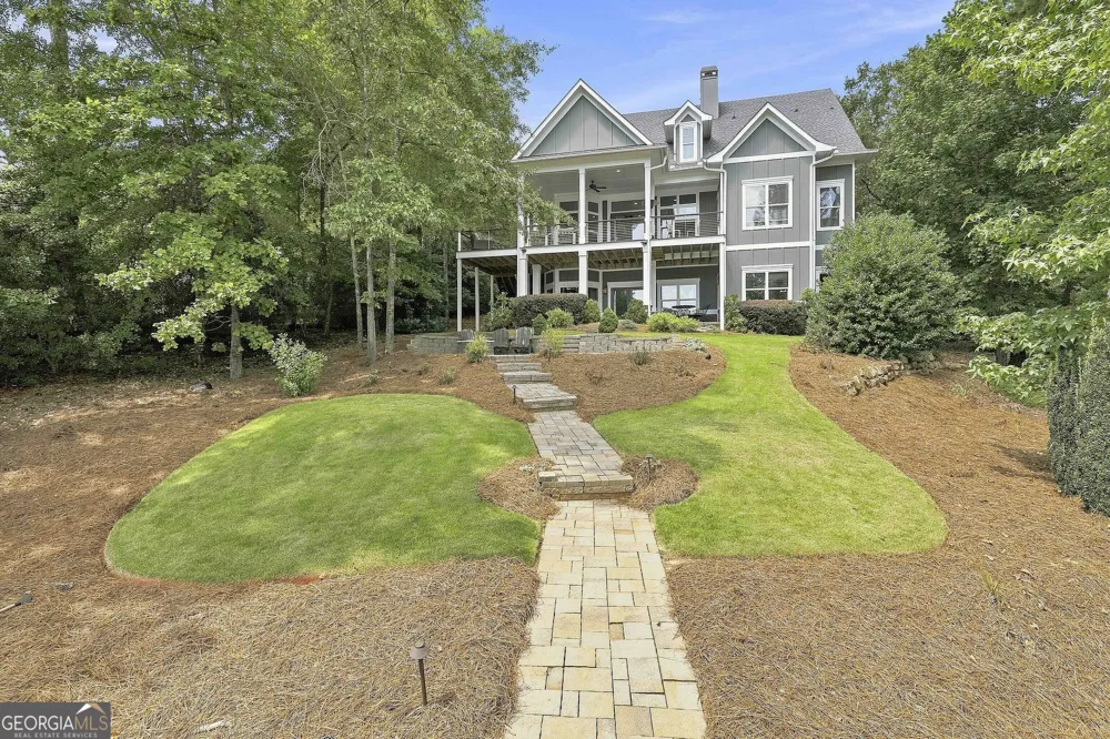 55 Paddleboat LN Newnan, GA 30263