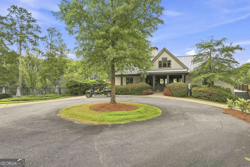 55 Paddleboat LN Newnan, GA 30263
