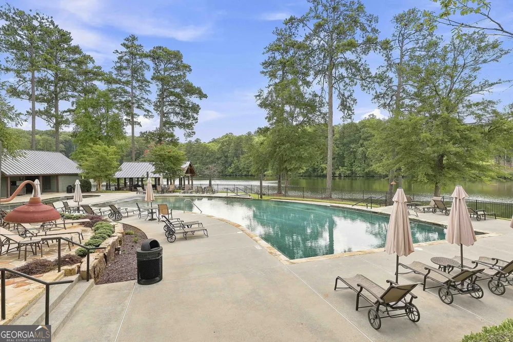 55 Paddleboat LN Newnan, GA 30263