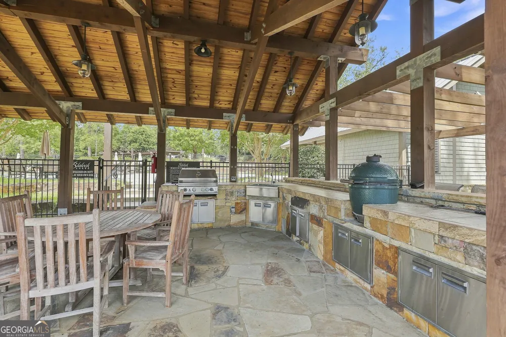 55 Paddleboat LN Newnan, GA 30263