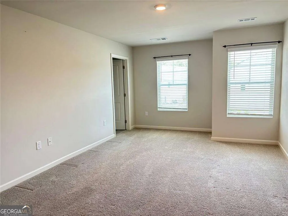 3240 Greyton DR Buford, GA 30519
