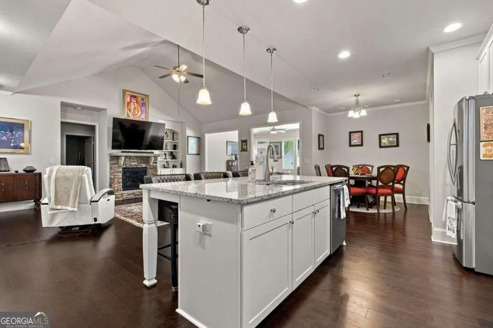 6595 Bransford DR Cumming, GA 30040