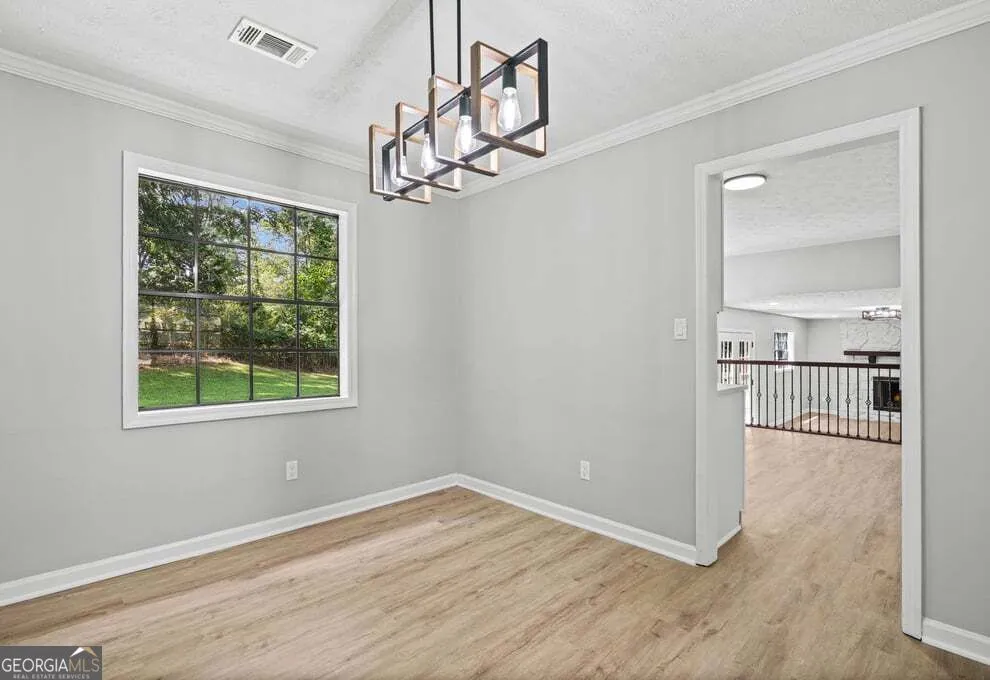 6883 Creekmoor LN Riverdale, GA 30296