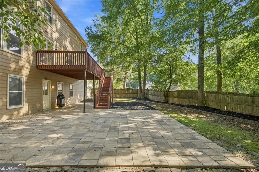 425 Fairford LN Duluth, GA 30097
