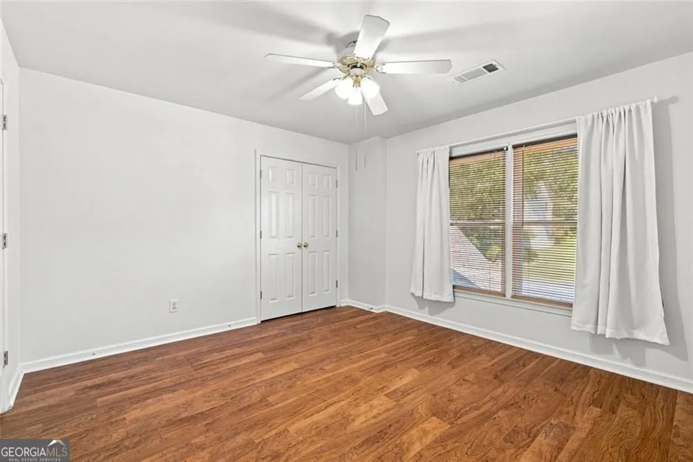 425 Fairford LN Duluth, GA 30097