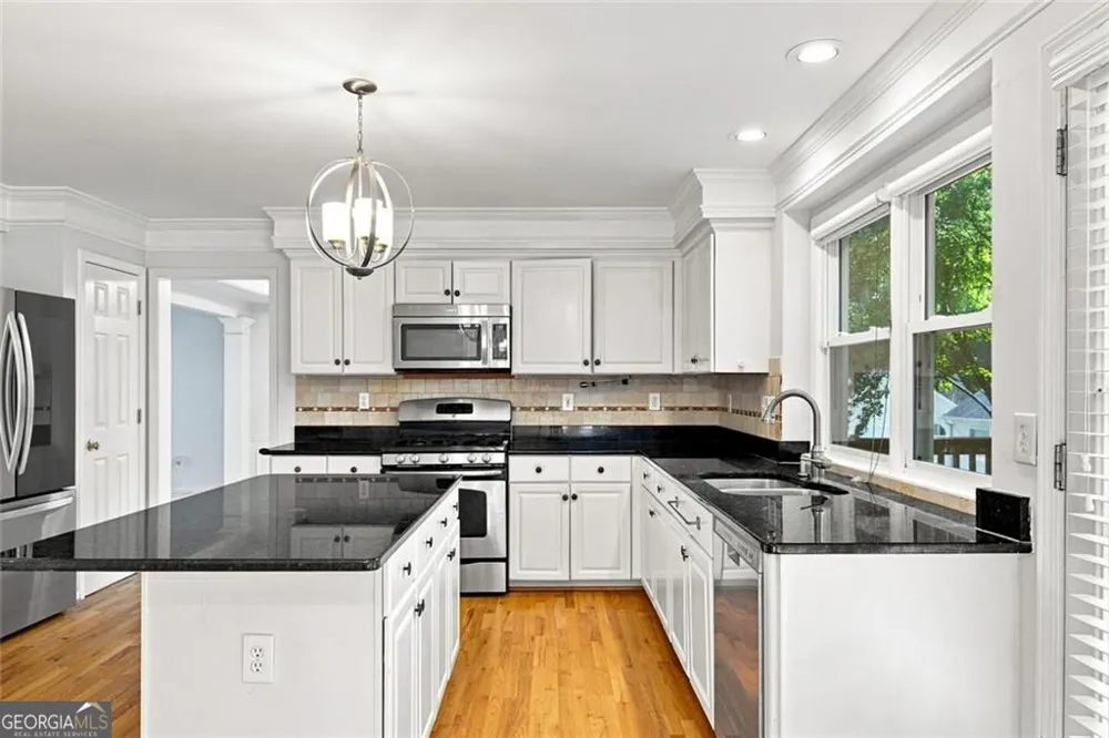 425 Fairford LN Duluth, GA 30097