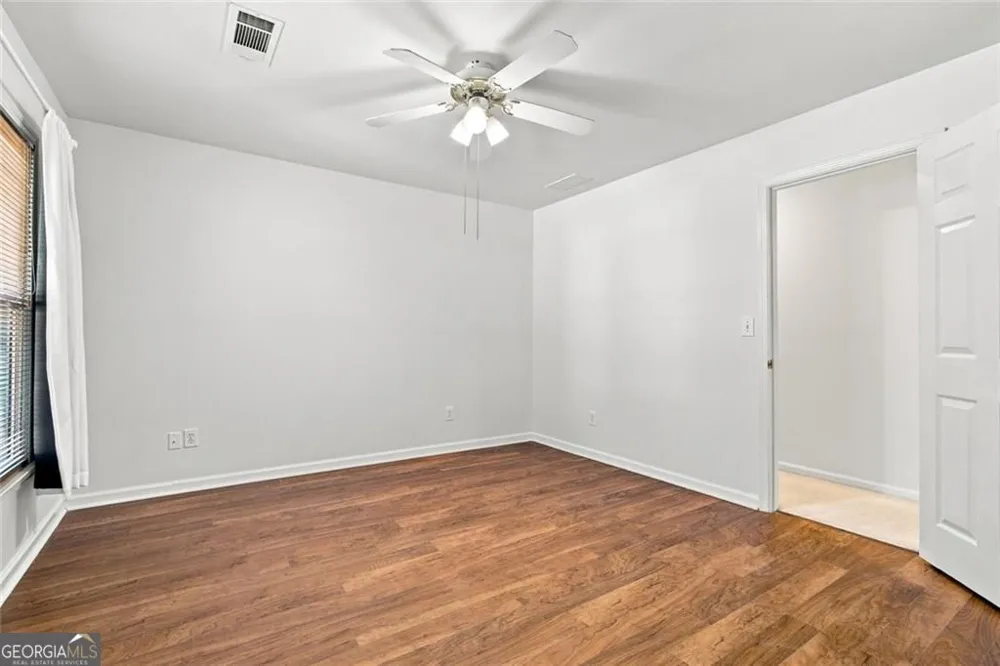 425 Fairford LN Duluth, GA 30097